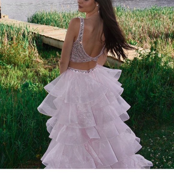 Ellie Wilde Mon Cheri Two-piece Prom/Formal Size 00 - Picture 11 of 11